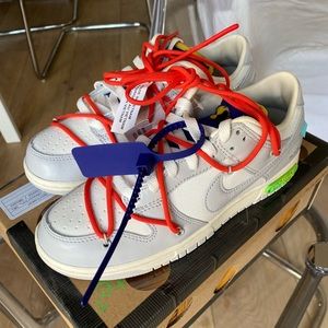 OFF WHITE x Dunk Low Lot 23 of 50